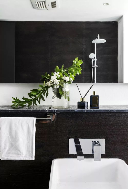 舒适，才是家该有的模样 立柱盆中的简约与实用